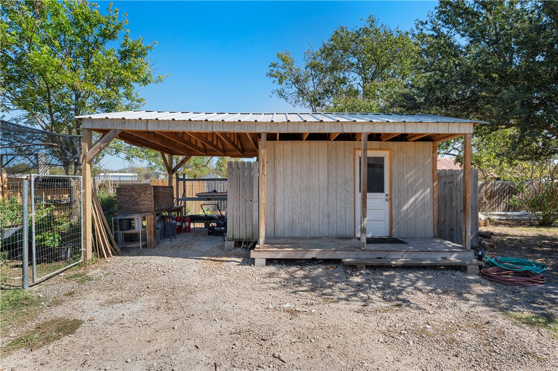 201 S Richards Street, Aquilla, Texas image 24