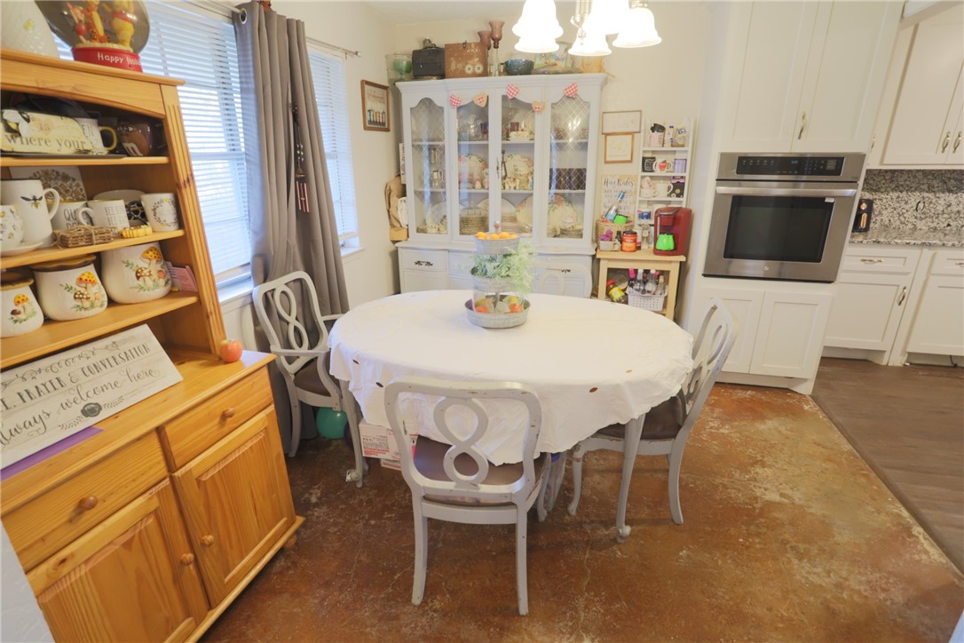 125 Goliad Street, McGregor, Texas image 5