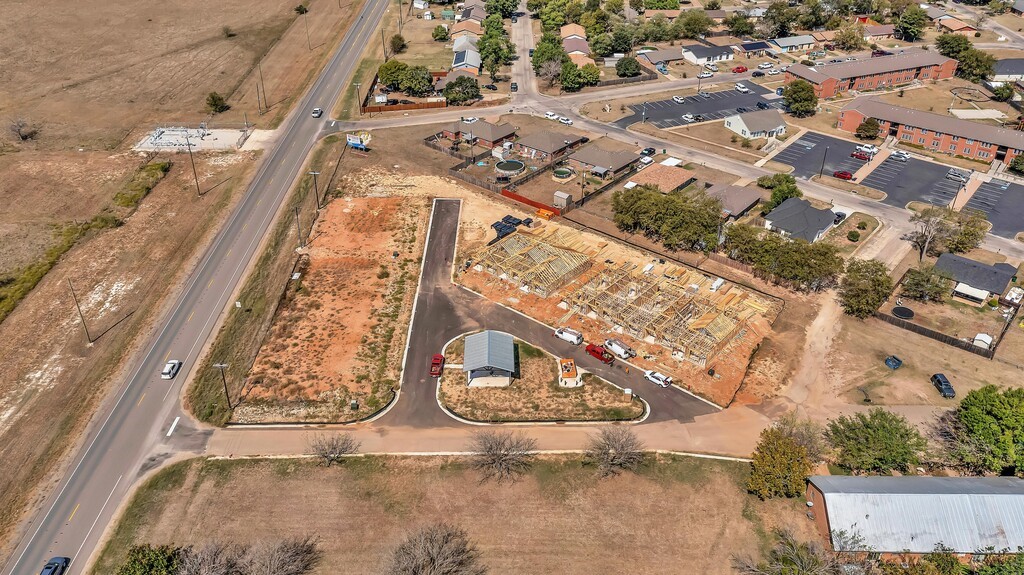 126 Morris Court, McGregor, Texas image 4