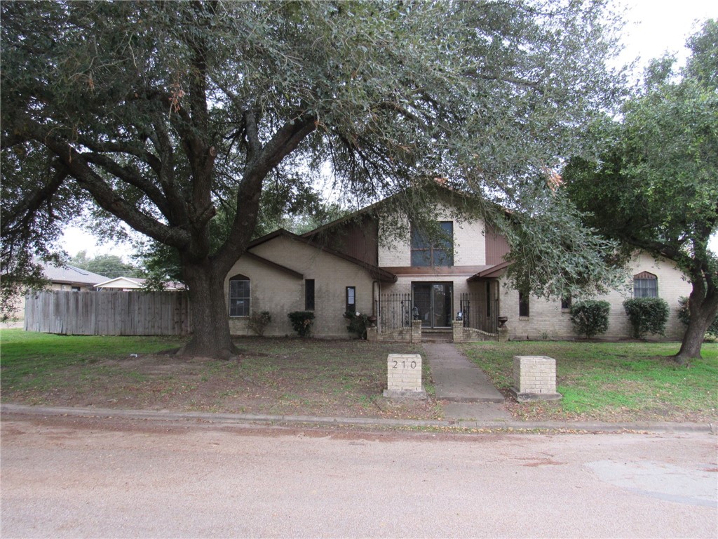 210 Morningside Drive, Mexia, Texas image 1