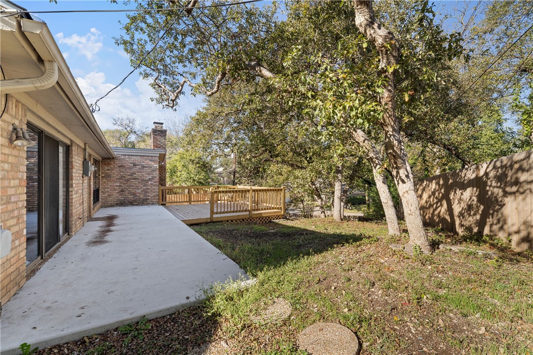 603 Willow Creek Drive, Woodway, Texas image 22