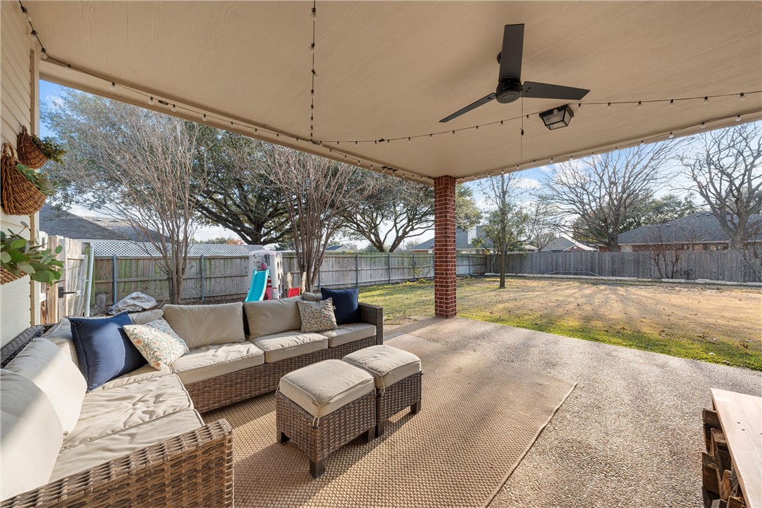 925 Steamboat Circle, Hewitt, Texas image 32