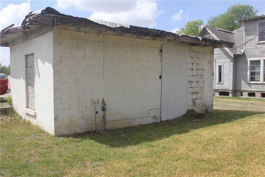 212 Loop 340, Bellmead, Texas image 17
