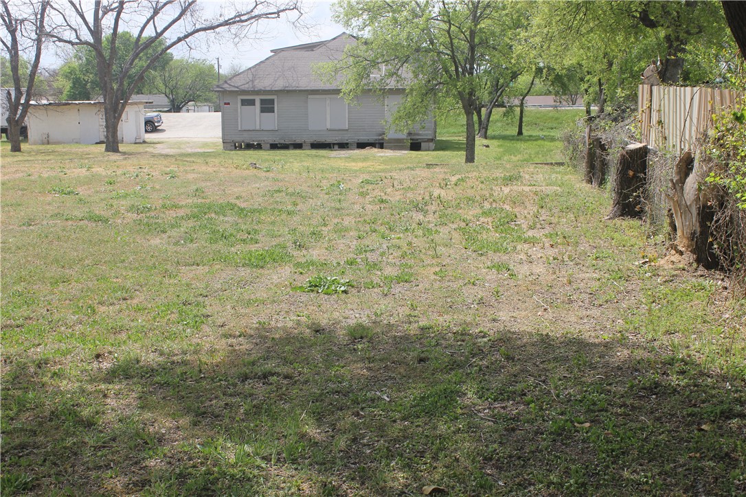 212 Loop 340, Bellmead, Texas image 3