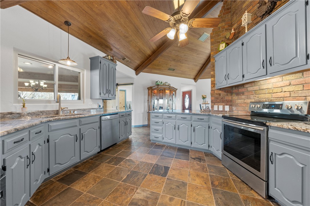 609 Fm 3267, Hillsboro, Texas image 10