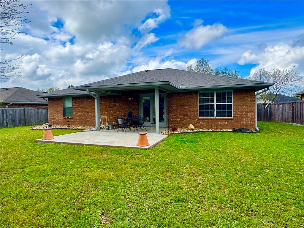 203 Oakwood Drive, Mexia, Texas image 18