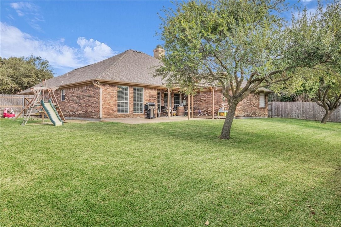 441 Sagewood Drive, Hewitt, Texas image 8