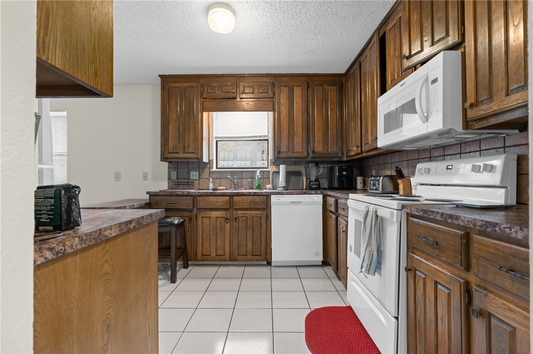 1421 S 12th Street #108, Waco, Texas image 8
