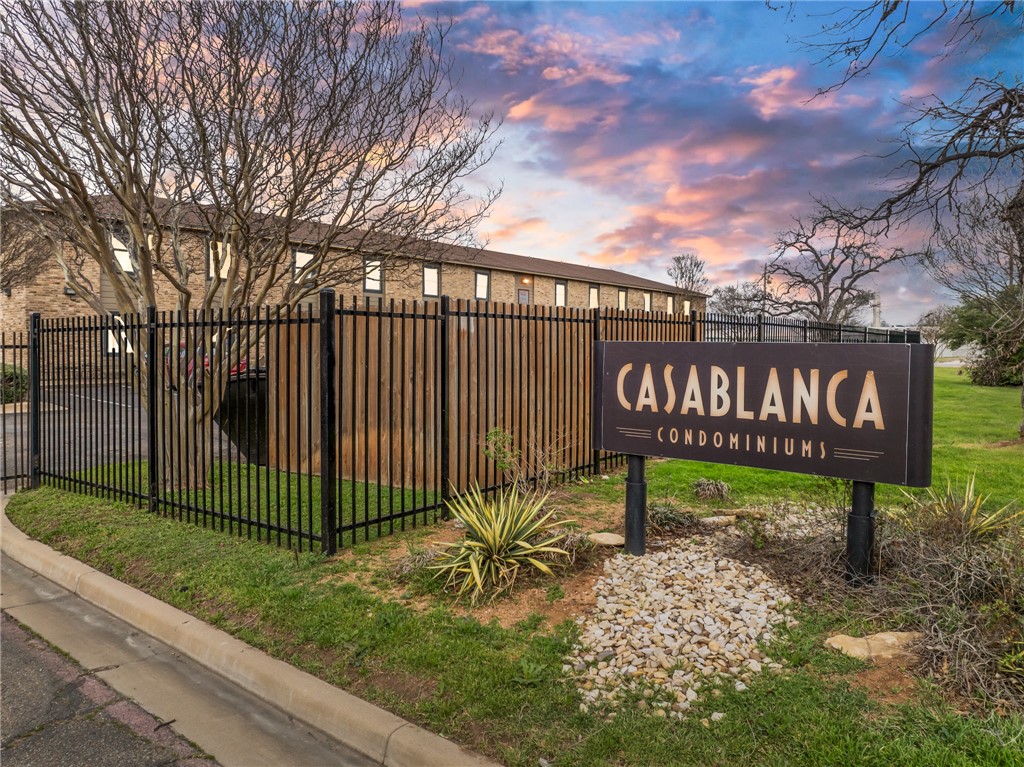 1421 S 12th Street #108, Waco, Texas image 1
