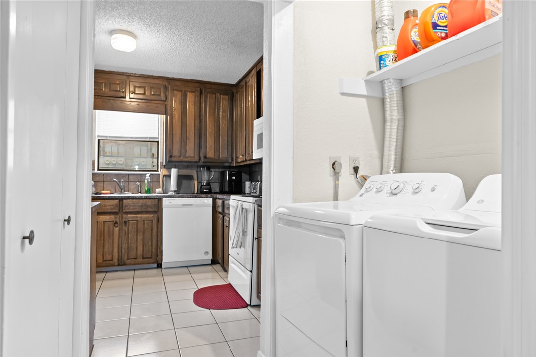 1421 S 12th Street #108, Waco, Texas image 9