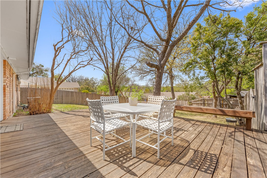 8225 Shadow Wood Drive, Woodway, Texas image 38