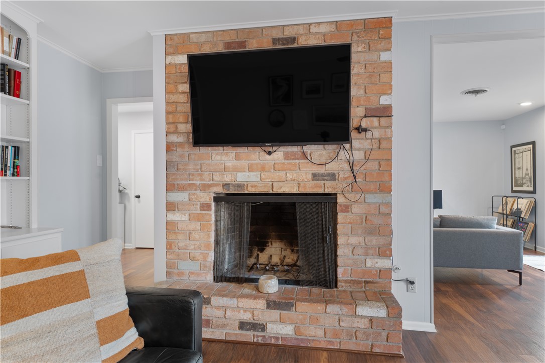 8225 Shadow Wood Drive, Woodway, Texas image 16