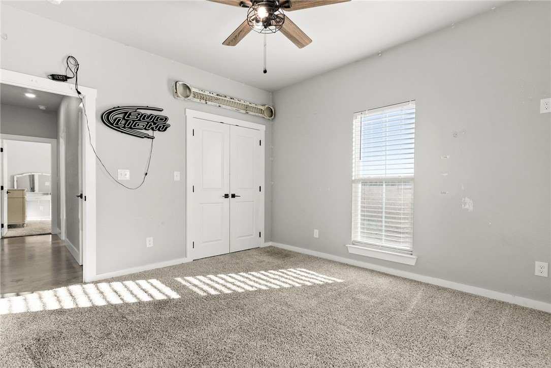 2483 Cr 303, Oglesby, Texas image 35