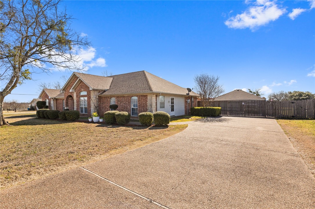 2655 Burl Lane, Lorena, Texas image 9