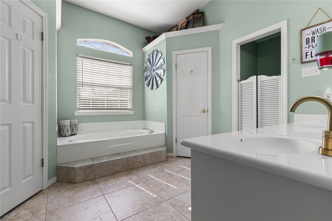 2655 Burl Lane, Lorena, Texas image 47