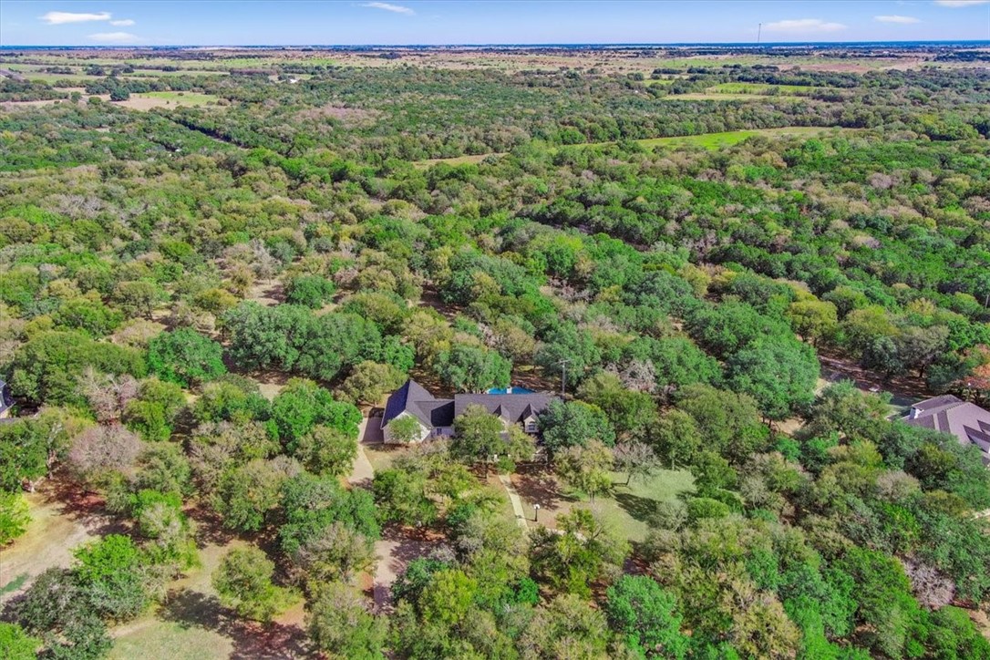 190 Winding Trail, Crawford, Texas image 3