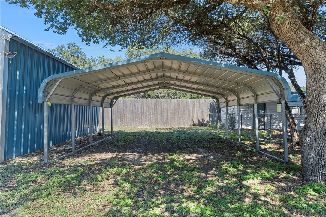 145 Cr 1816, Clifton, Texas image 32