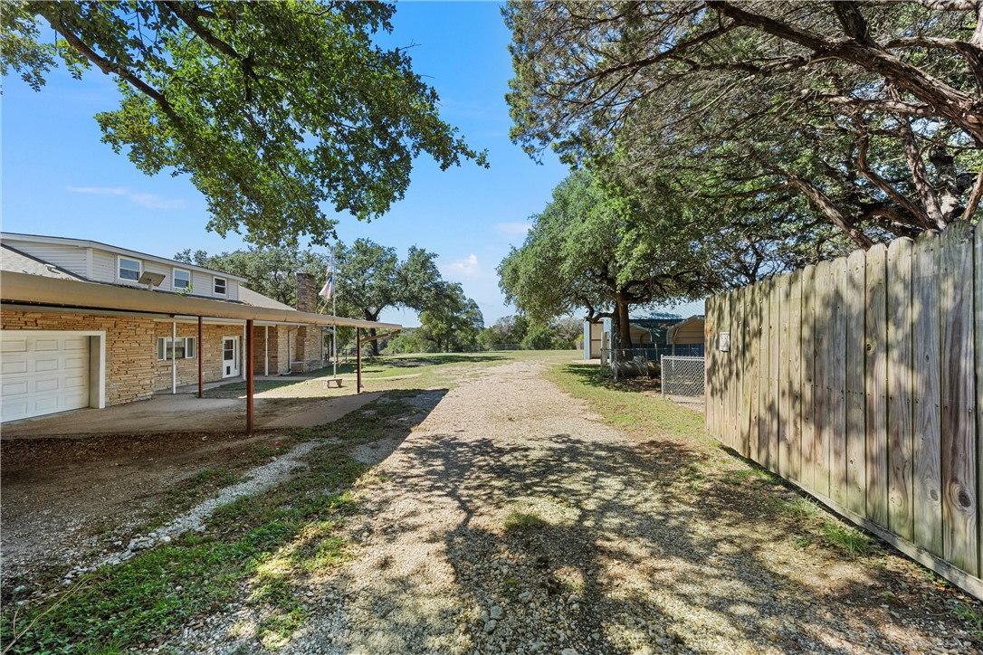 145 Cr 1816, Clifton, Texas image 38