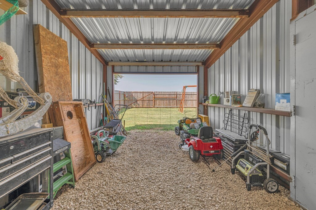 1506 W 6th Street, McGregor, Texas image 35