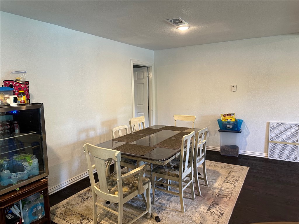 409 E Houston Street, Mexia, Texas image 7