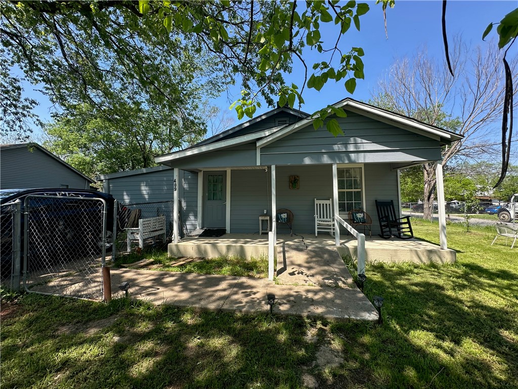 409 E Houston Street, Mexia, Texas image 33