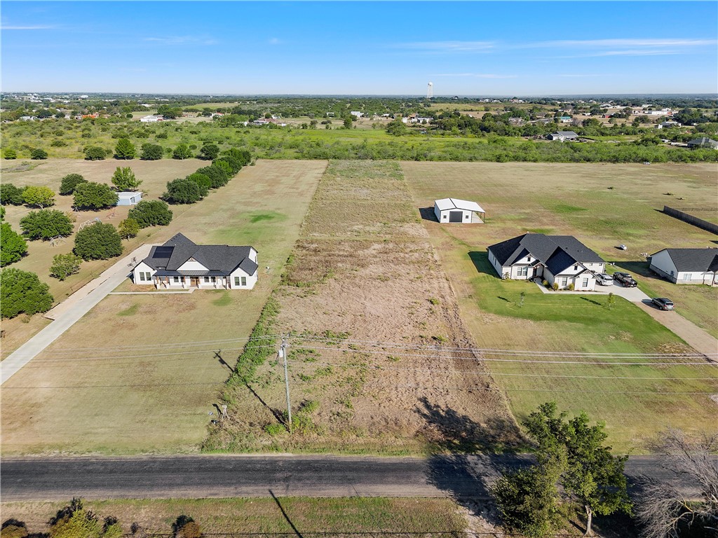 1909 Jackson Lane, China Spring, Texas image 4