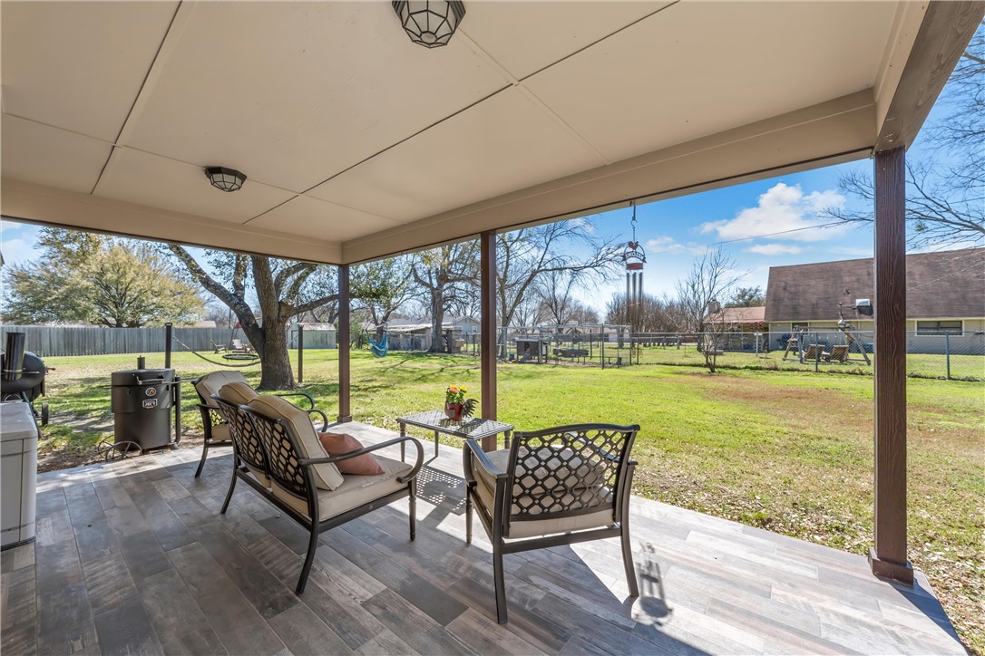 275 Parkhaven Drive, Woodway, Texas image 31