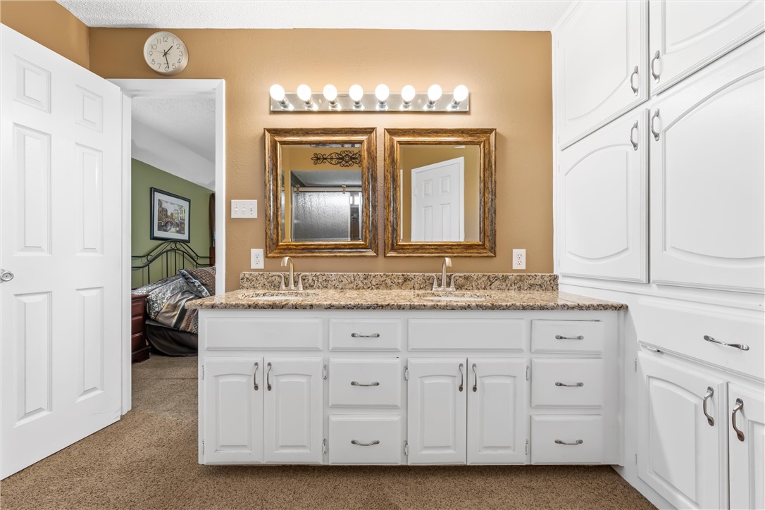 275 Parkhaven Drive, Woodway, Texas image 20