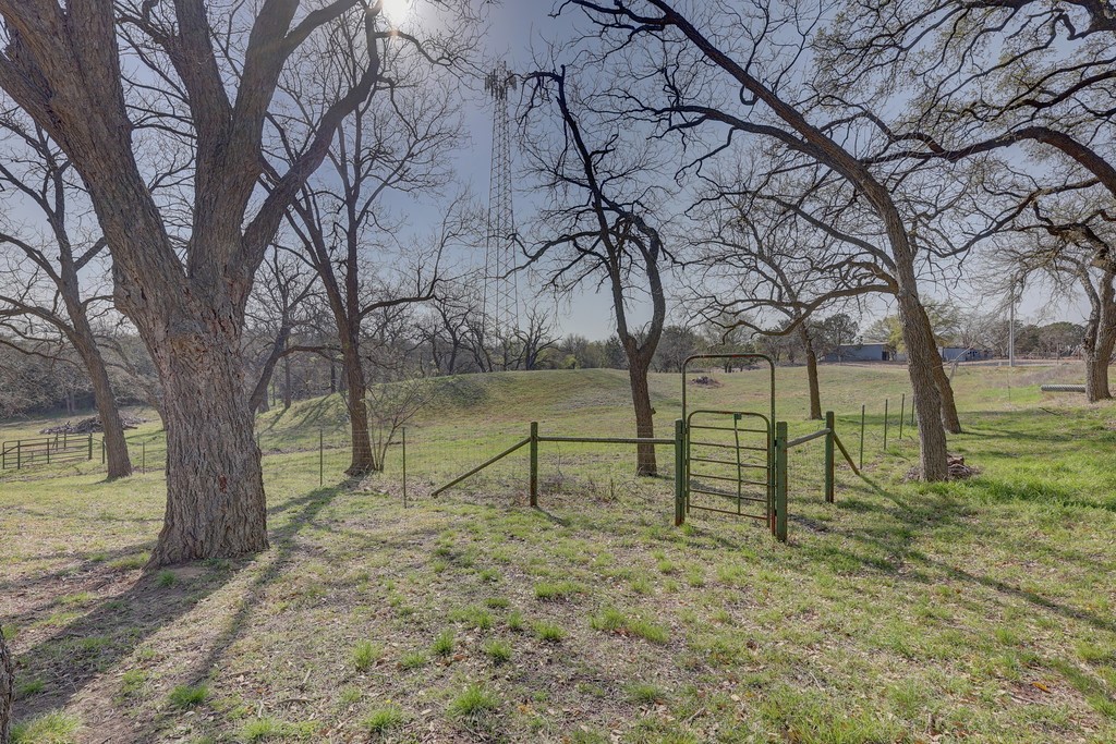 190 Cr 3198, Valley Mills, Texas image 31