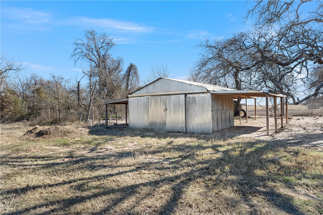 249 Cr 326, Rosebud, Texas image 25