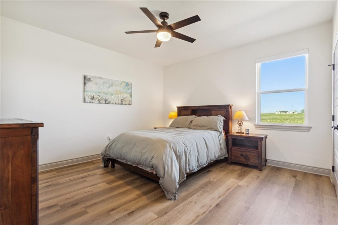 700 Willow Moon Ranch Road, Crawford, Texas image 31