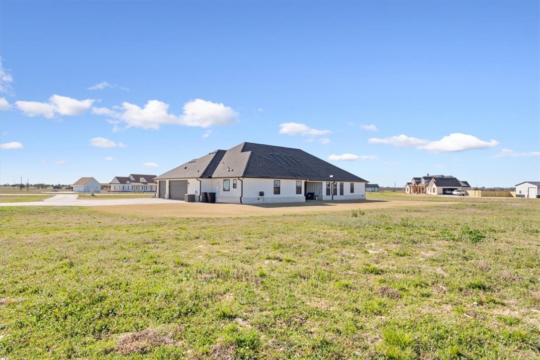 700 Willow Moon Ranch Road, Crawford, Texas image 42