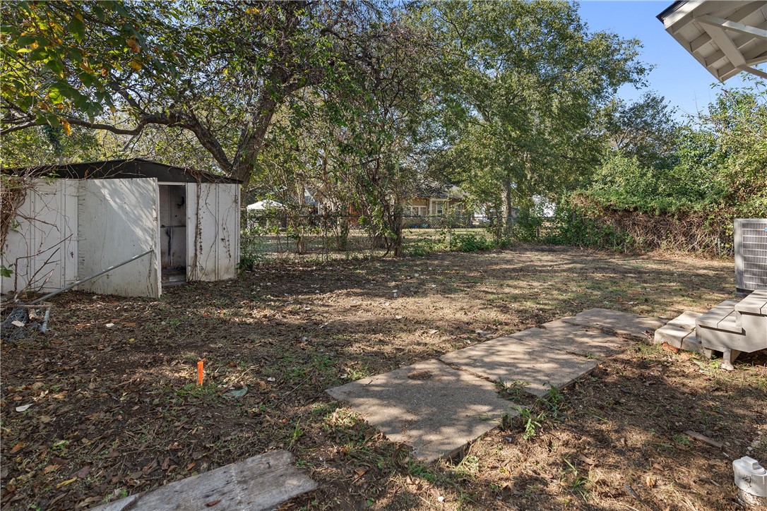 205 N Abbott Street, Hillsboro, Texas image 31