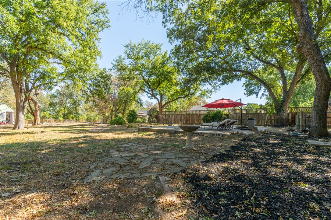 107 Corsicana Street, Hillsboro, Texas image 42