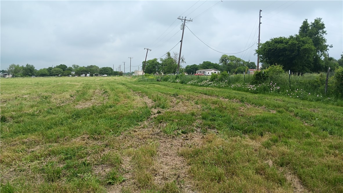 TBD Cr 494n, Chilton, Texas image 2