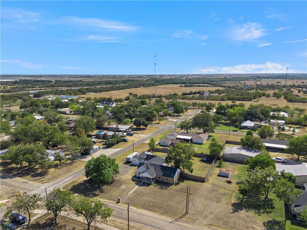 420 W 6th Street, Crawford, Texas image 37