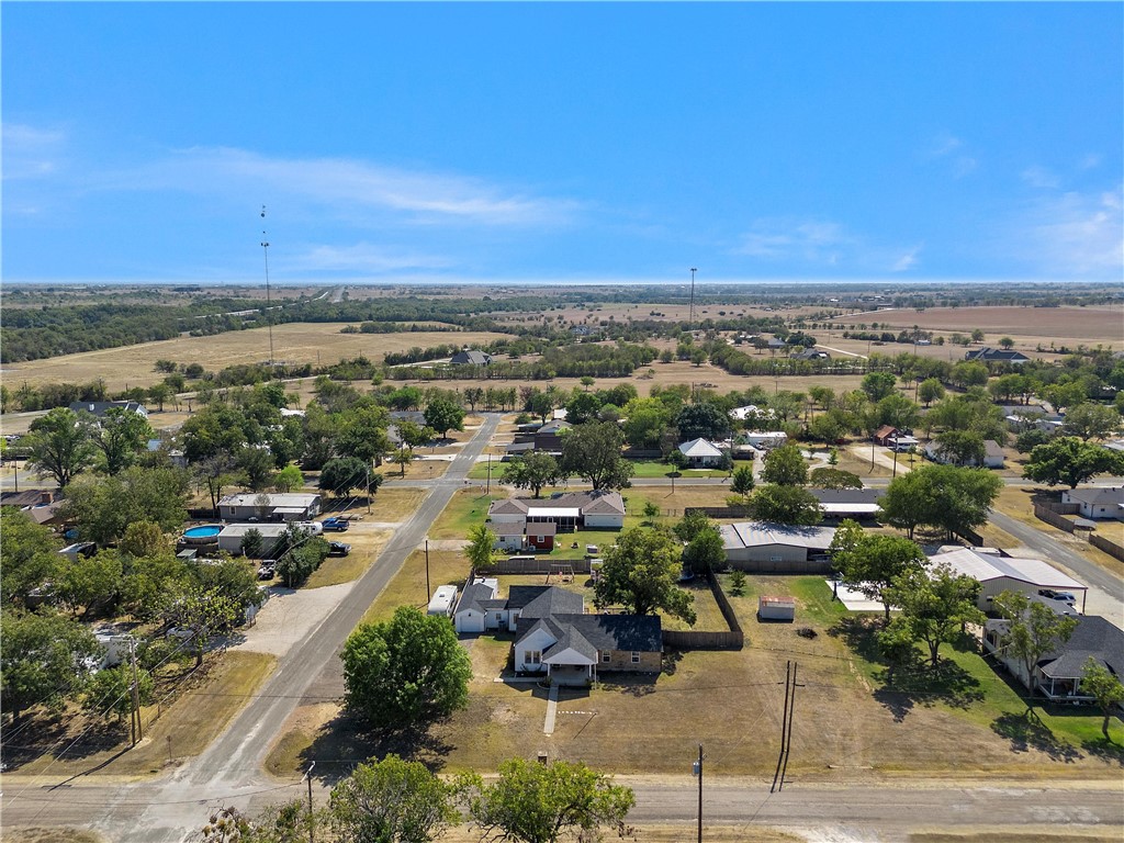 420 W 6th Street, Crawford, Texas image 36