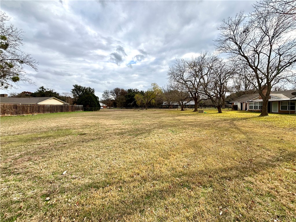 255 Cross Creek Road, McGregor, Texas image 42