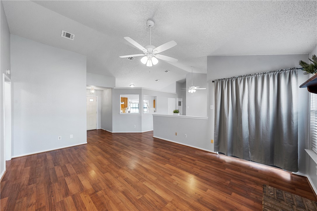 2100 Ruidosa Drive, Woodway, Texas image 6