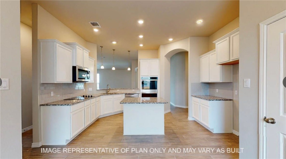 9805 Bridlewood Lane, Waco, Texas image 5