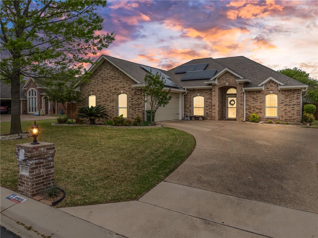 9901 Palomino Dr, Woodway, Texas image 1