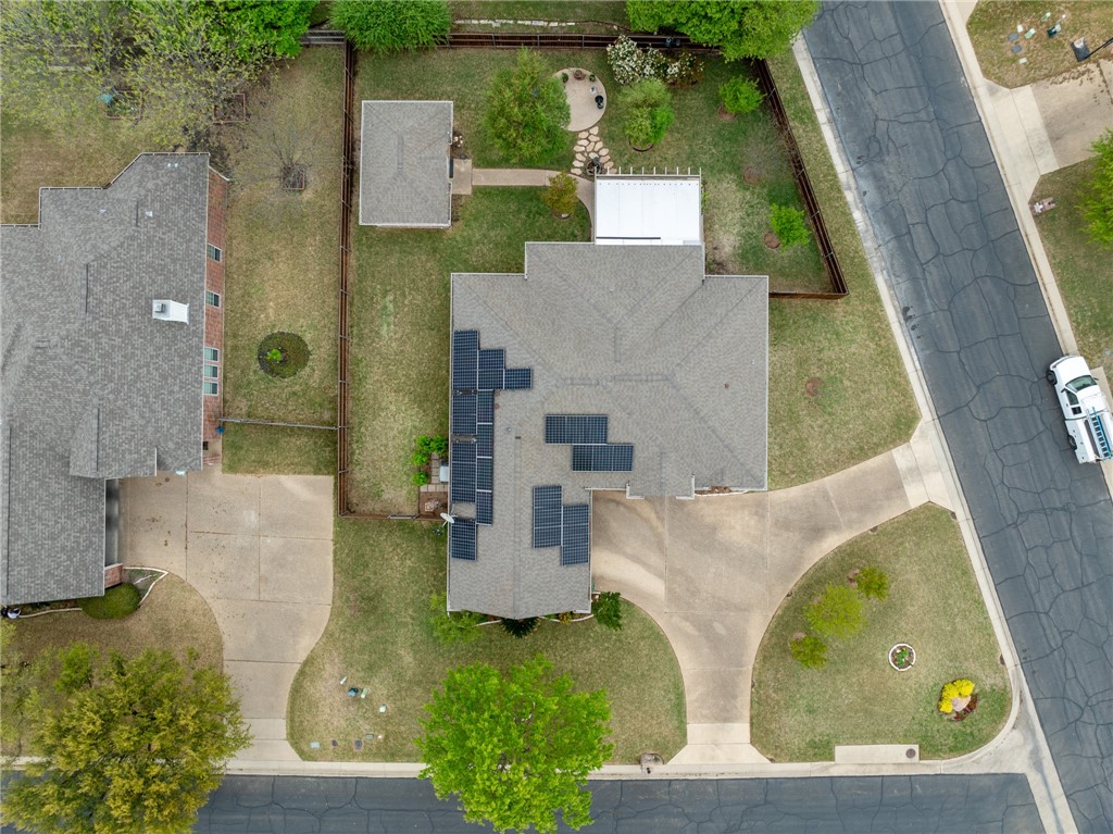 9901 Palomino Dr, Woodway, Texas image 3