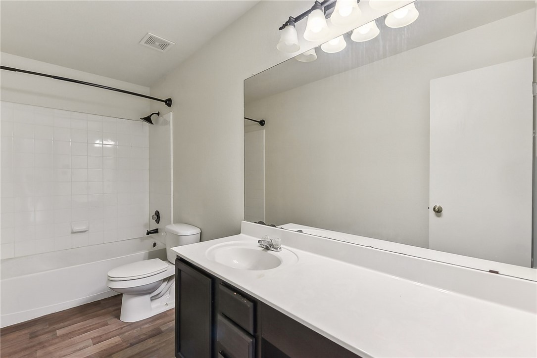 8717 Sage Meadow Drive, Temple, Texas image 25