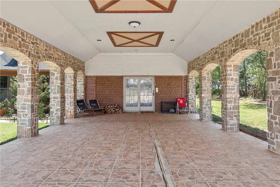 3433 W Tours Road, West, Texas image 9