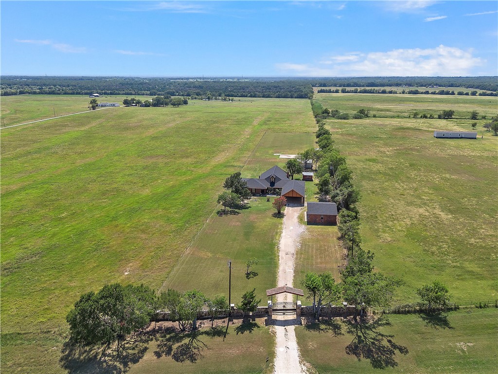 3433 W Tours Road, West, Texas image 39