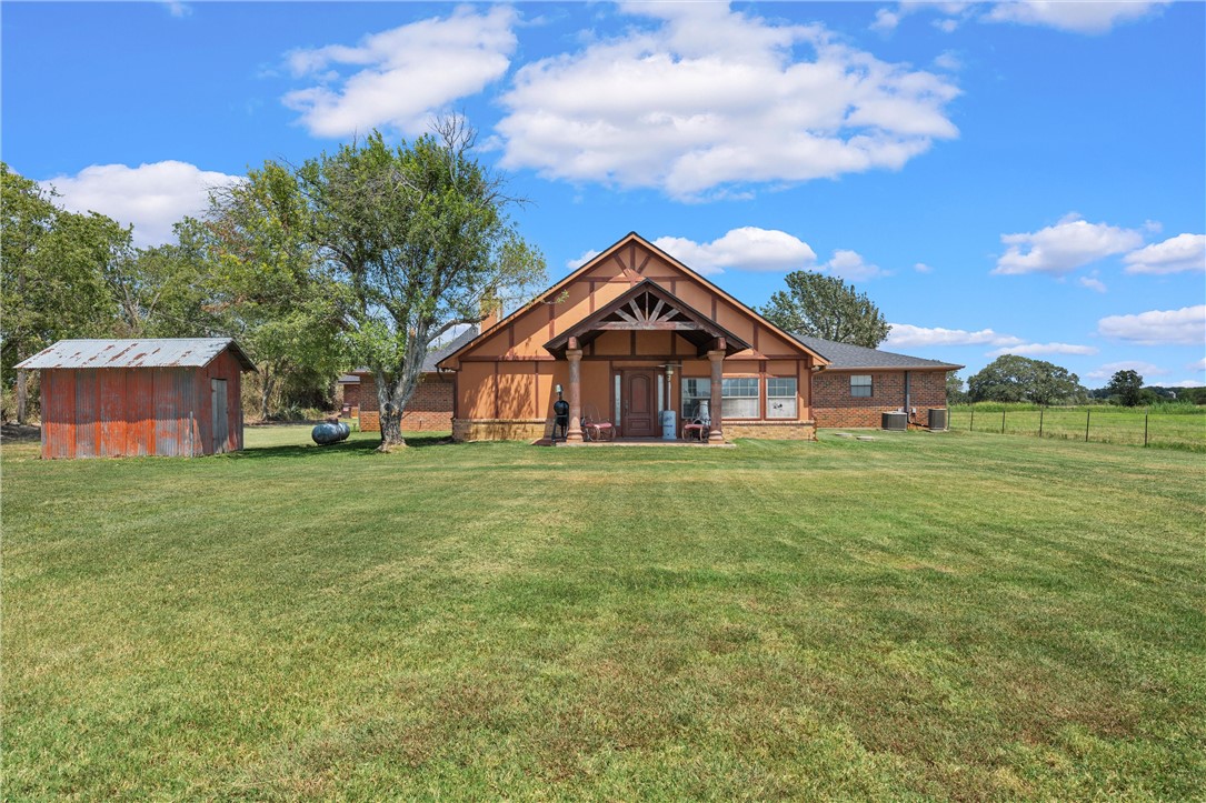 3433 W Tours Road, West, Texas image 36