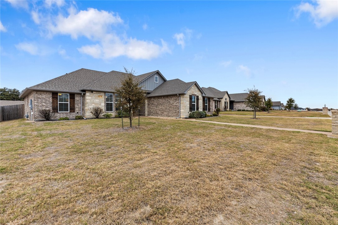 212 Fox Run Lane, Waco, Texas image 2