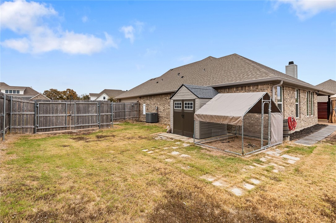 212 Fox Run Lane, Waco, Texas image 39