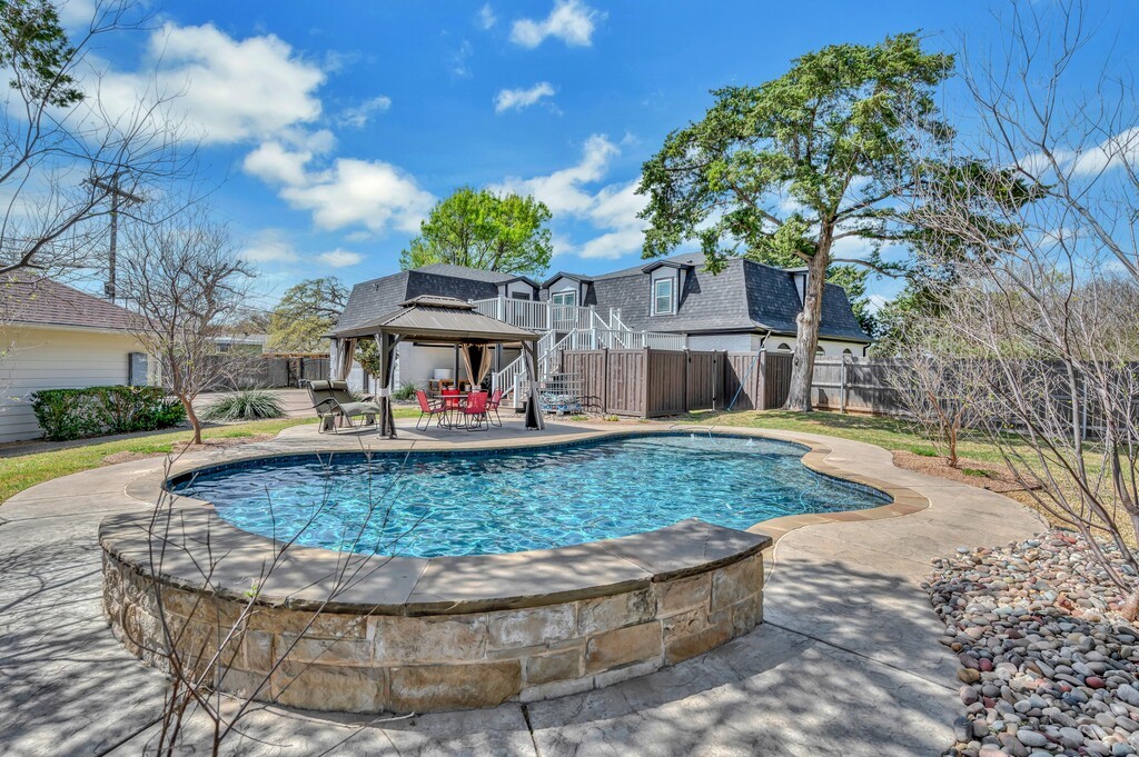 903 Arlington Drive, Woodway, Texas image 47