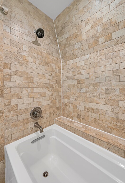 903 Arlington Drive, Woodway, Texas image 35